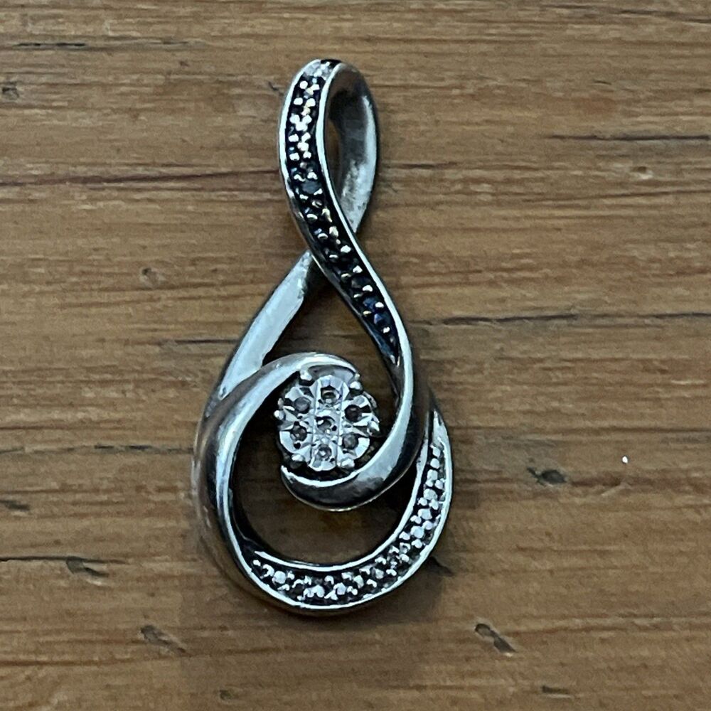925 Sterling Silver Diamond Infinity Knot Pendant Necklace Charm Love Eternity